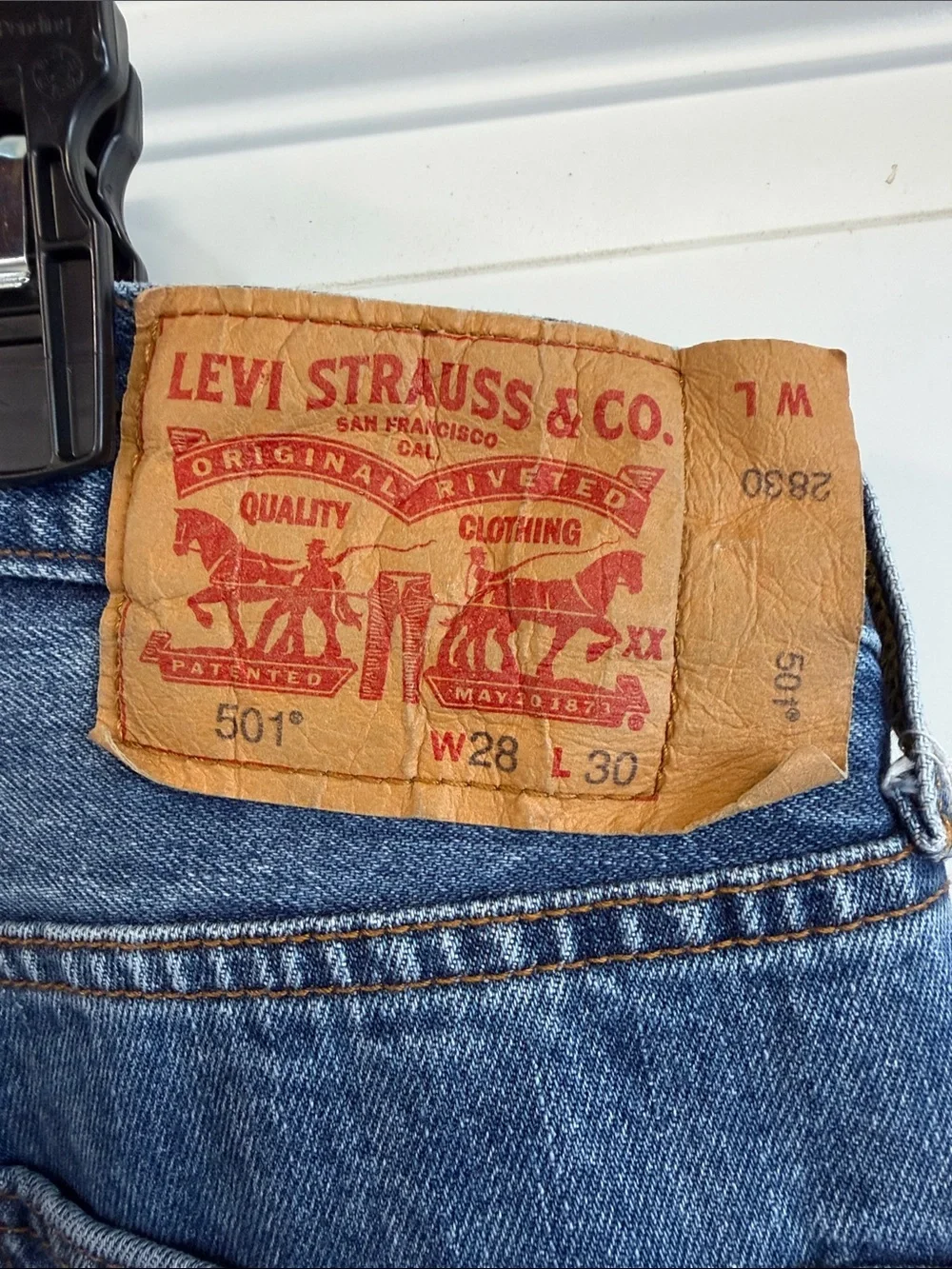 Levis classic straight